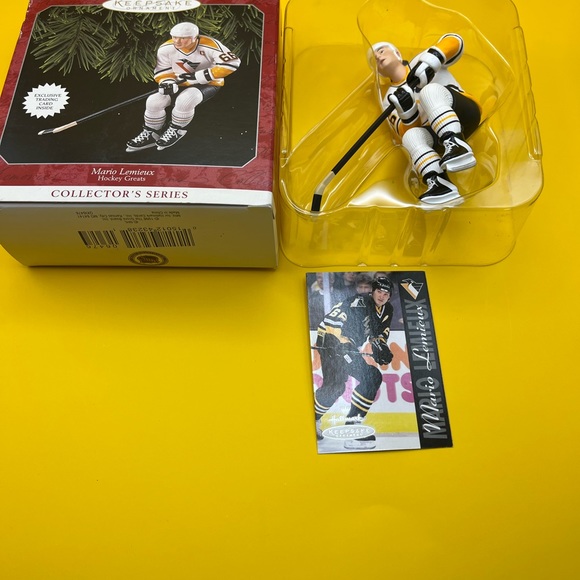 2355 - AMT NFL Mario Lemieux Handcrafted Hallmark 1998 Ornament + Card - Picture 9 of 16